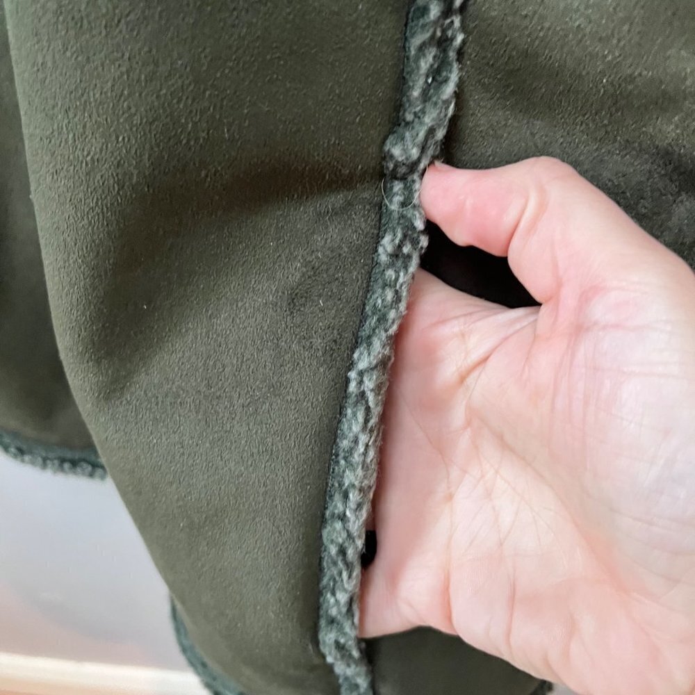 L.L. Bean Olive Green Sherpa-Lined Vest - Picture 5 of 7